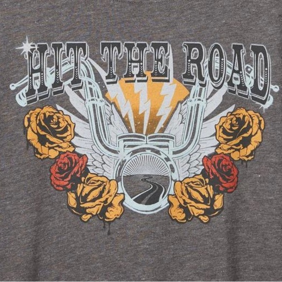 Torrid NWT Plus Size Hit The Road ladies Short Sleeve Tee - Picture 4 of 6